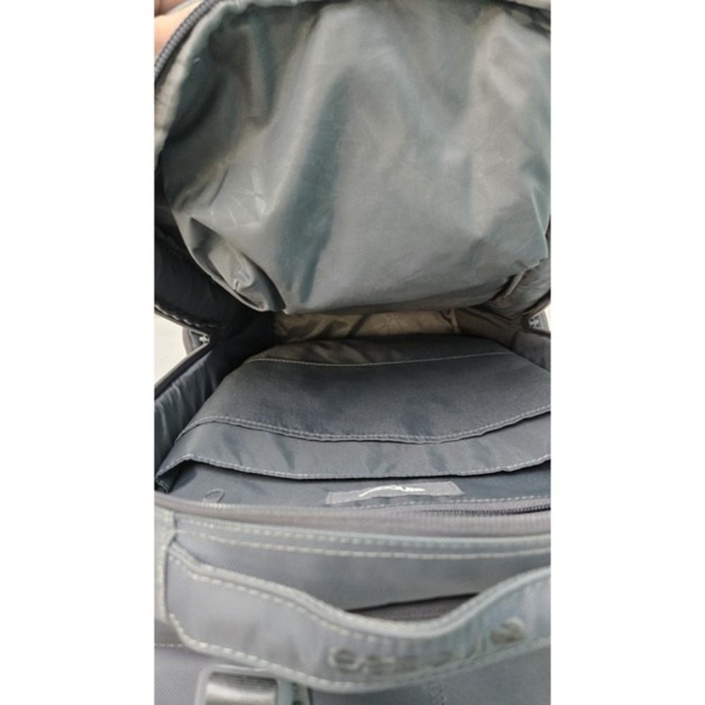 Incase Icon Slim Backpack Gray - Picture 4 of 7